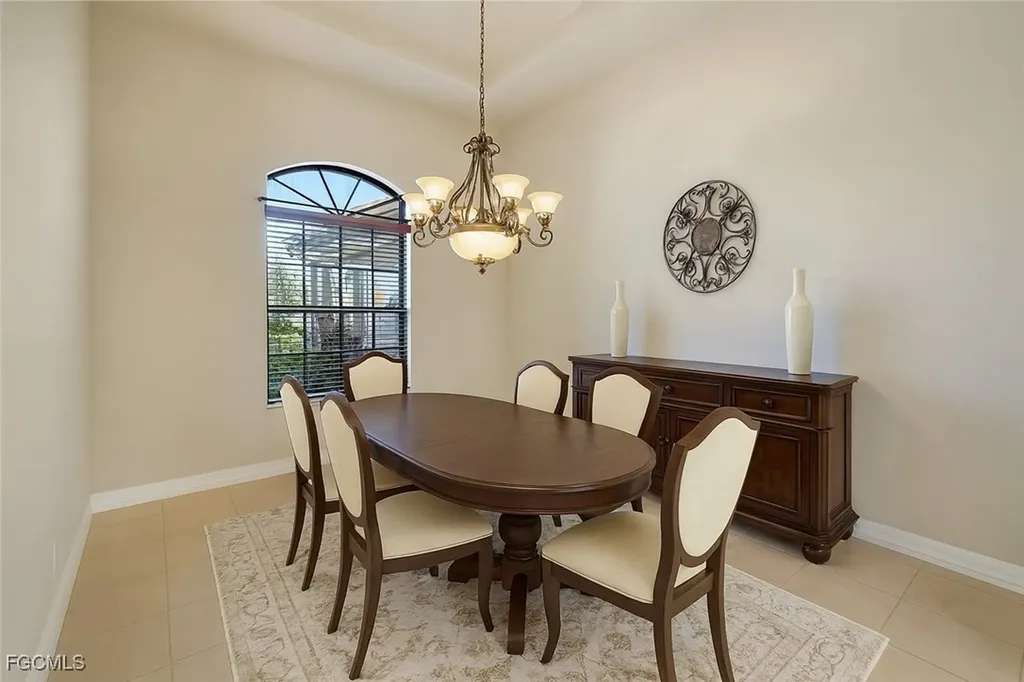 3939 SW 27th Court Cape Coral FL 33914