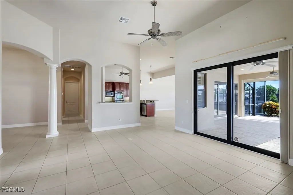 3939 SW 27th Court Cape Coral FL 33914