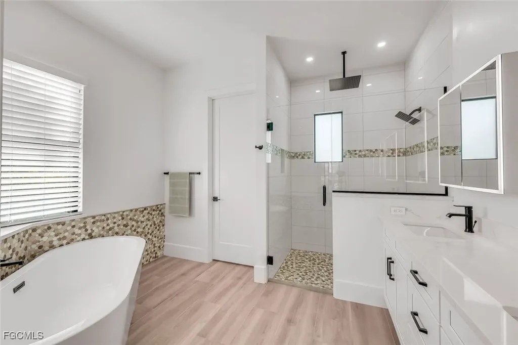 2307 SW 45th Terrace Cape Coral FL 33914