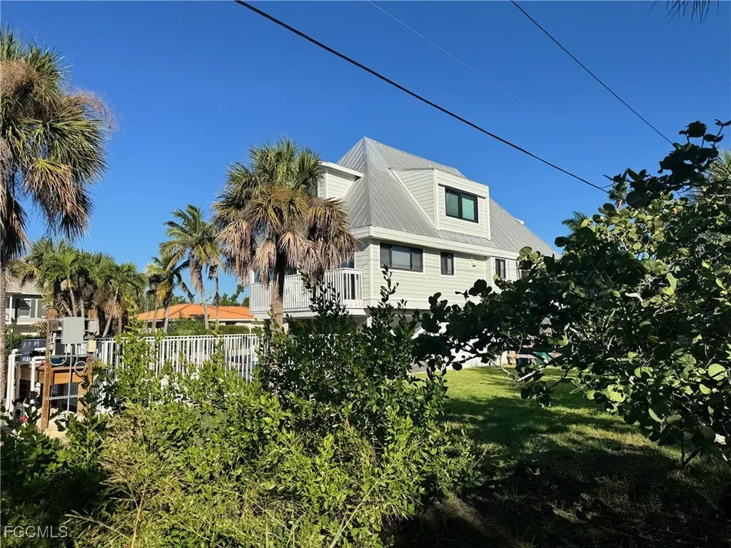 251 Southwinds Drive Sanibel FL 33957