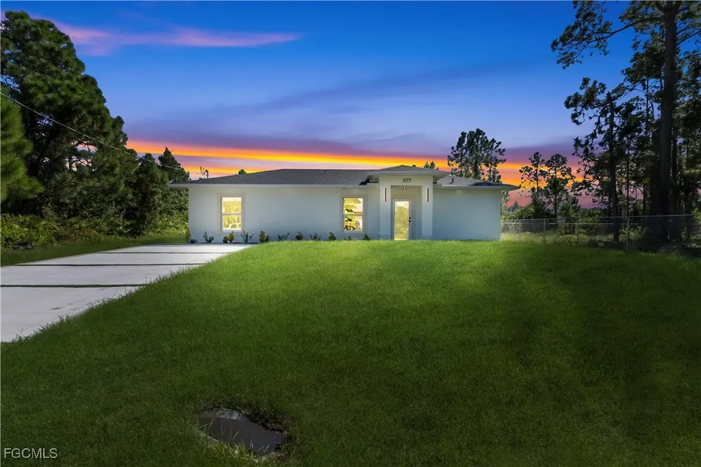 577 Aspen Avenue S Lehigh Acres FL 33974