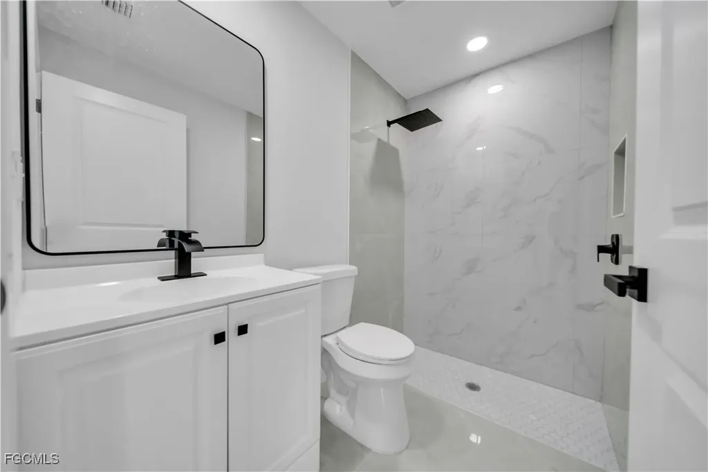 577 Aspen Avenue S Lehigh Acres FL 33974