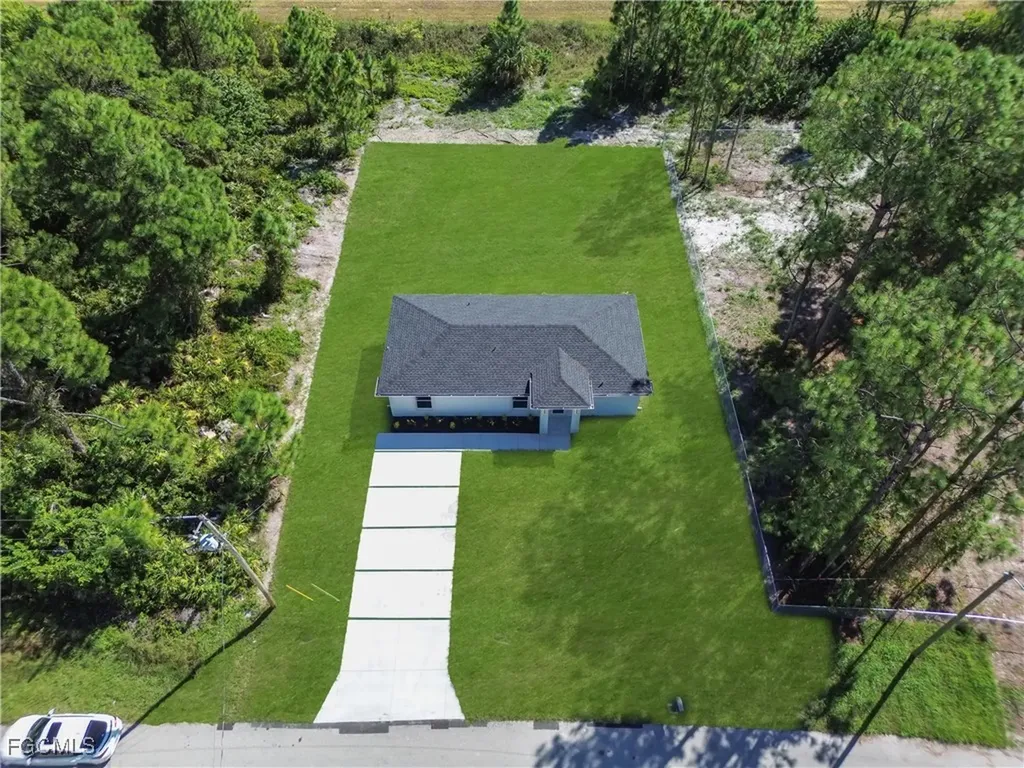 577 Aspen Avenue S Lehigh Acres FL 33974