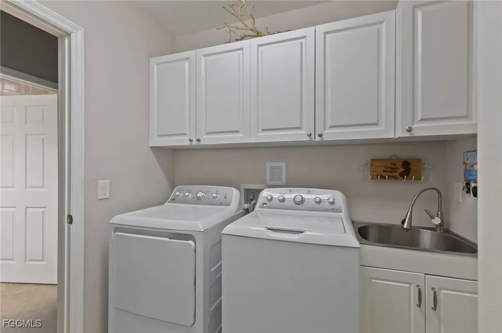 2149 Frangipani Circle Naples FL 34120