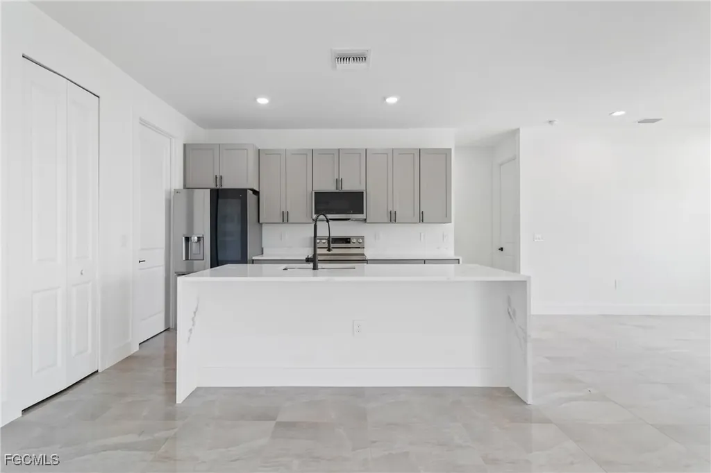 1336 NW 13th Place Cape Coral FL 33993