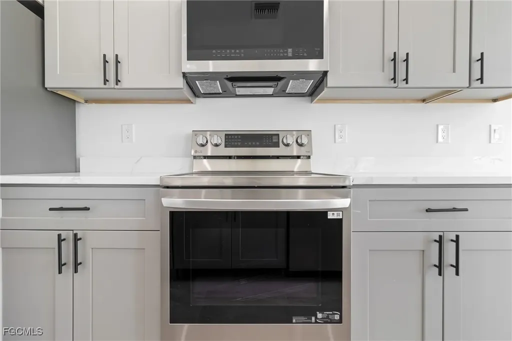 1336 NW 13th Place Cape Coral FL 33993