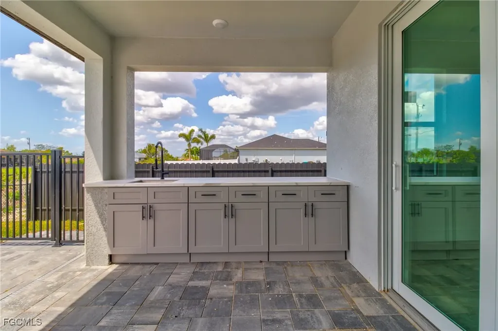 1336 NW 13th Place Cape Coral FL 33993