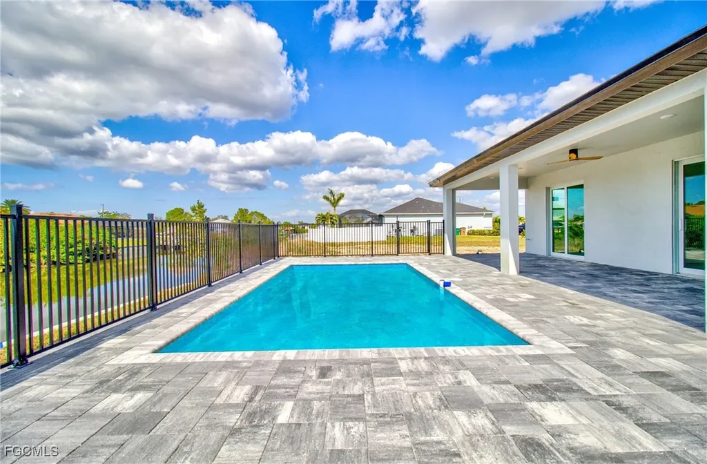 1336 NW 13th Place Cape Coral FL 33993