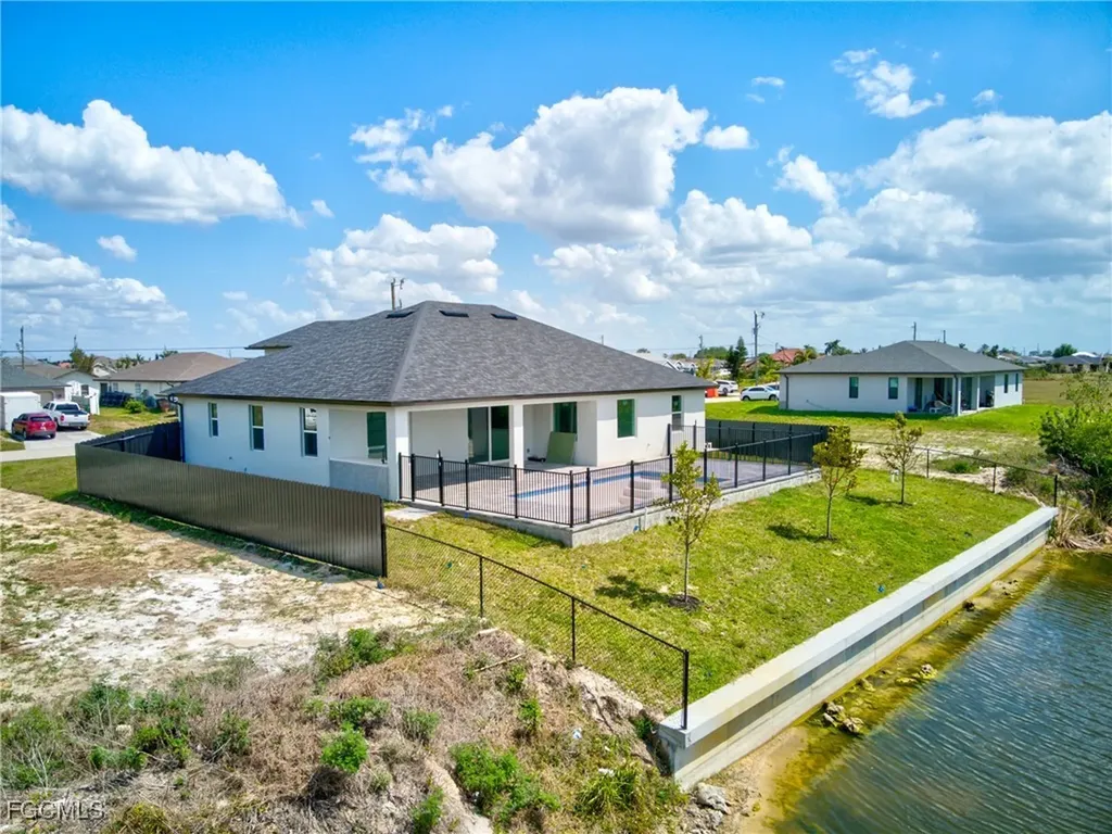 1336 NW 13th Place Cape Coral FL 33993