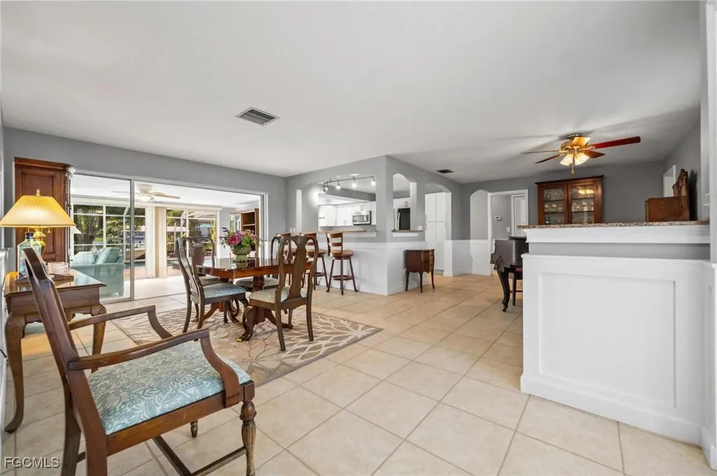 4910 Sorrento Court Cape Coral FL 33904