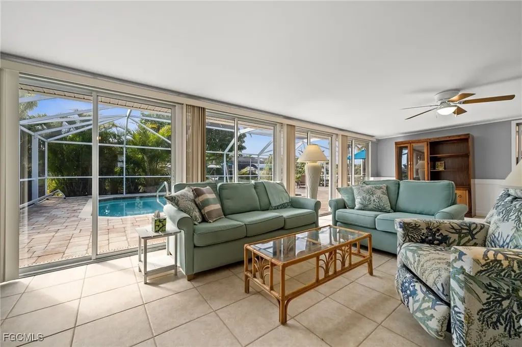 4910 Sorrento Court Cape Coral FL 33904