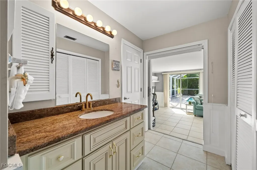 4910 Sorrento Court Cape Coral FL 33904