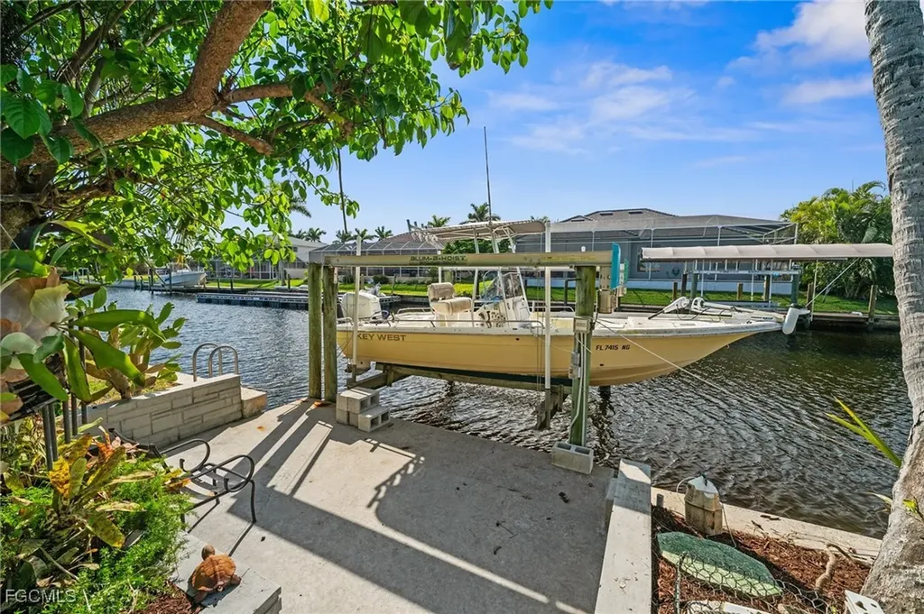4910 Sorrento Court Cape Coral FL 33904