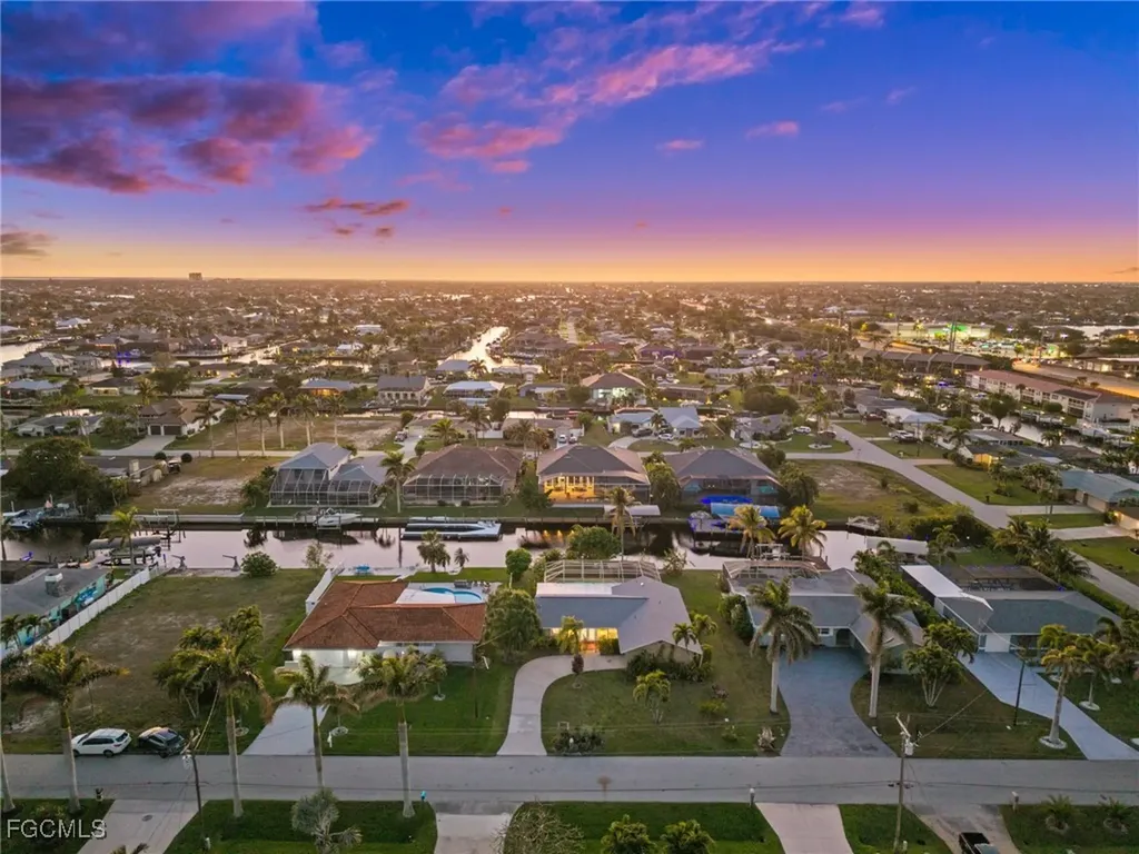 4910 Sorrento Court Cape Coral FL 33904