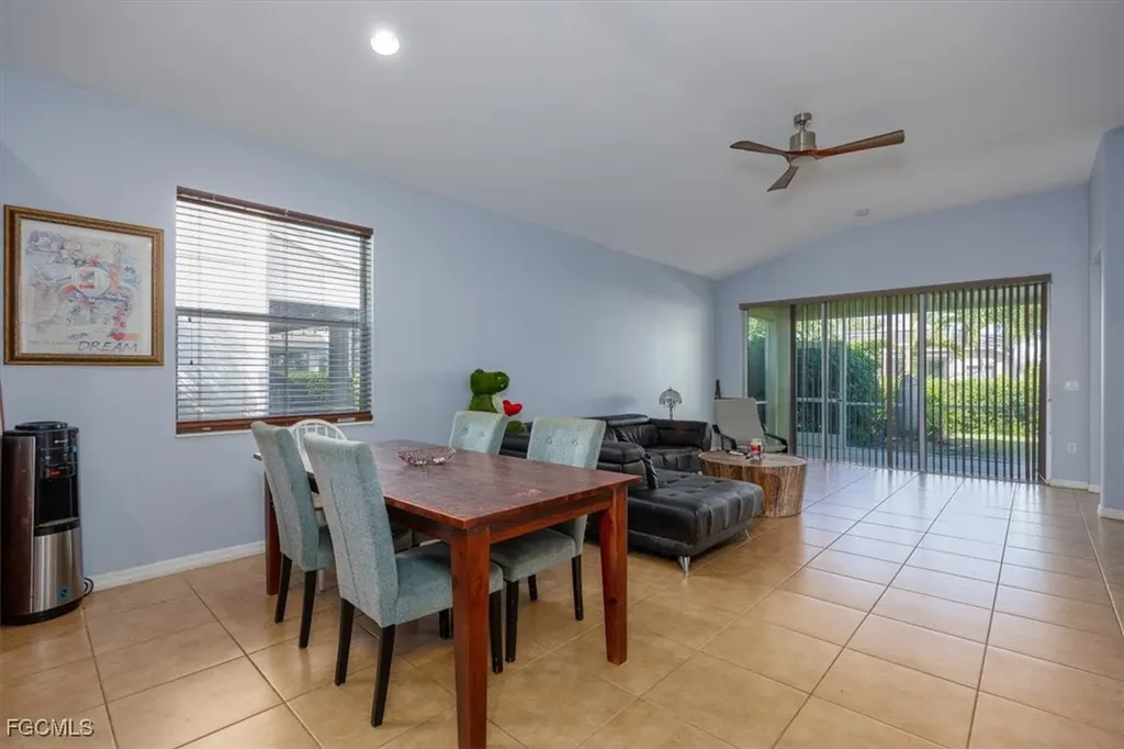 2461 Sutherland Court Cape Coral FL 33991