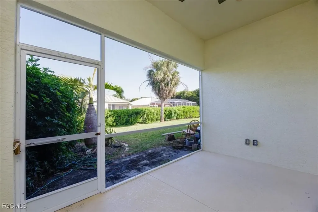 2461 Sutherland Court Cape Coral FL 33991