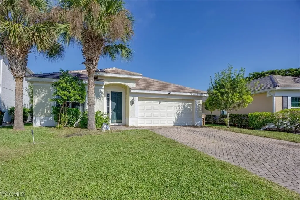 2461 Sutherland Court Cape Coral FL 33991