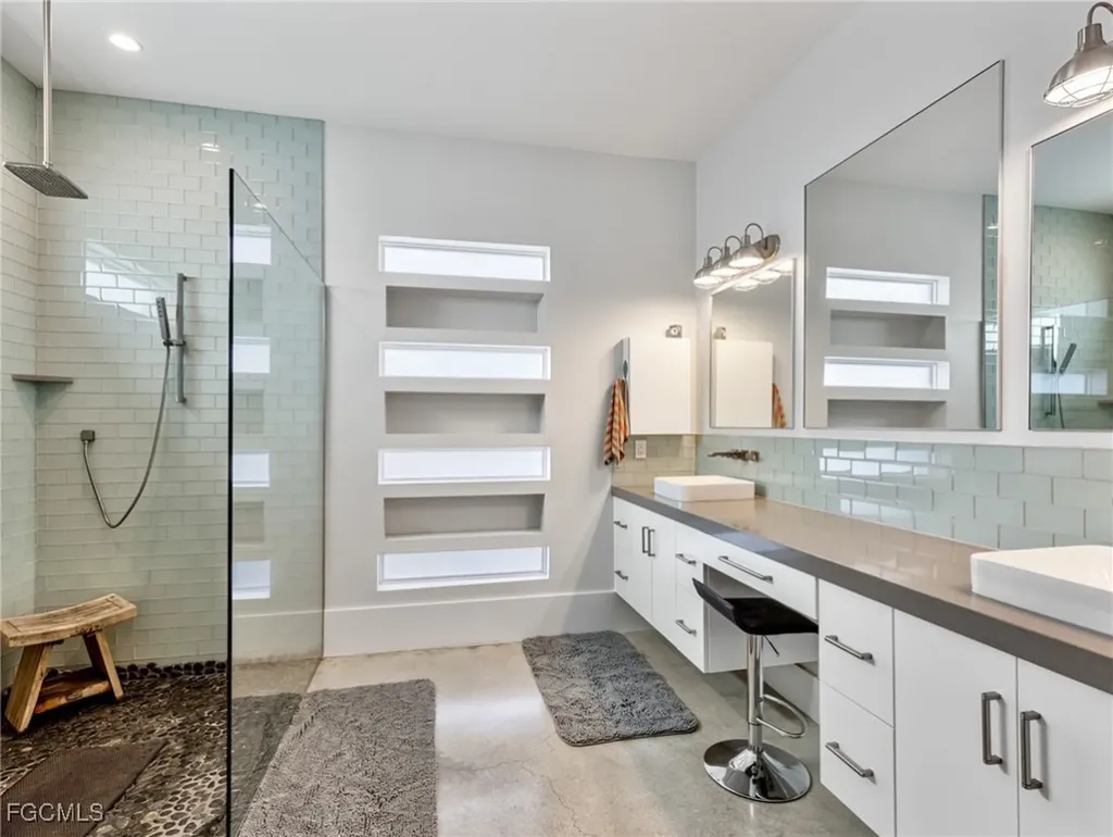 491 Keenan Court Fort Myers FL 33919