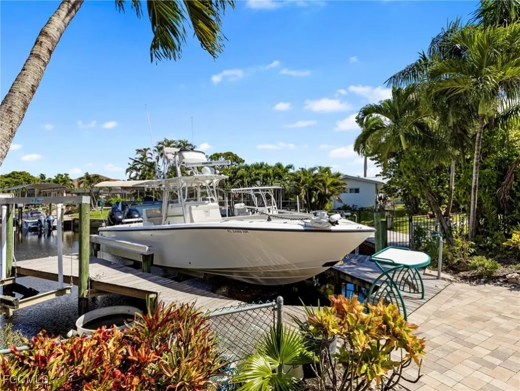 491 Keenan Court Fort Myers FL 33919