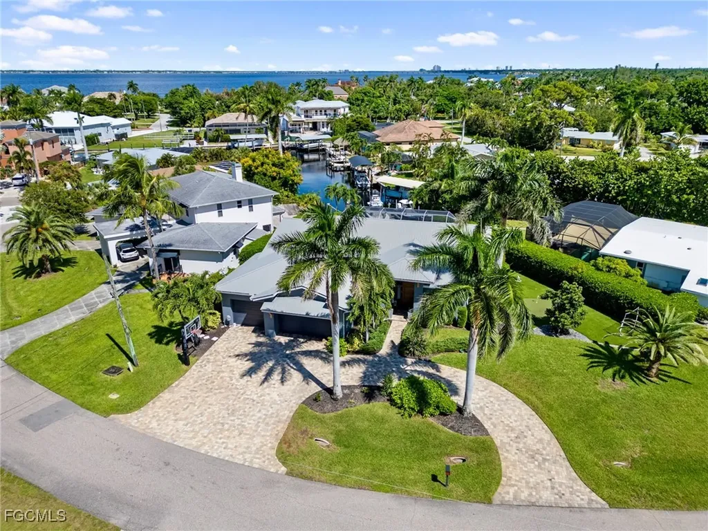 491 Keenan Court Fort Myers FL 33919