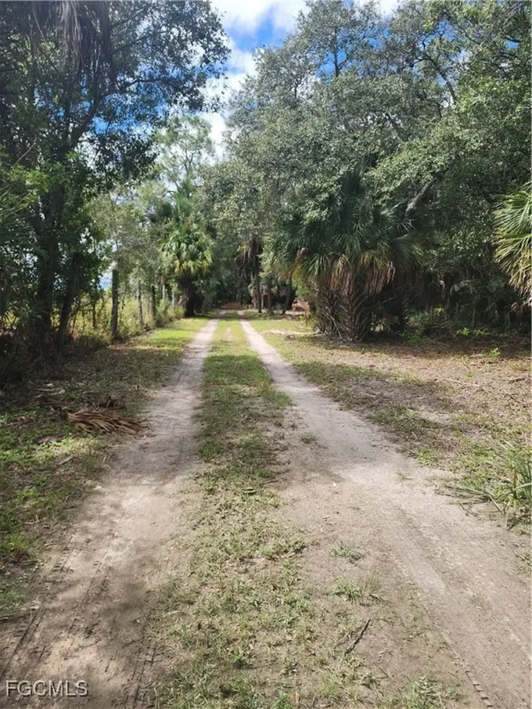 3945 & 3835 Cr 833 Clewiston FL 33440