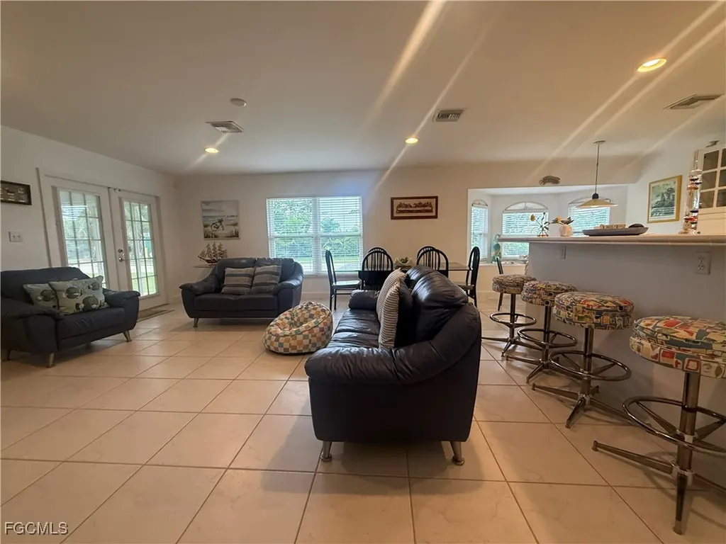 799 94th Avenue N Naples FL 34108