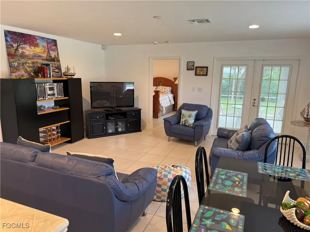 799 94th Avenue N Naples FL 34108