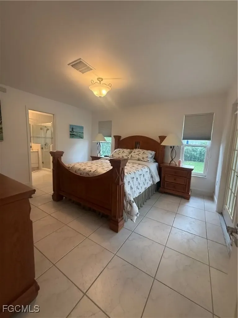 799 94th Avenue N Naples FL 34108