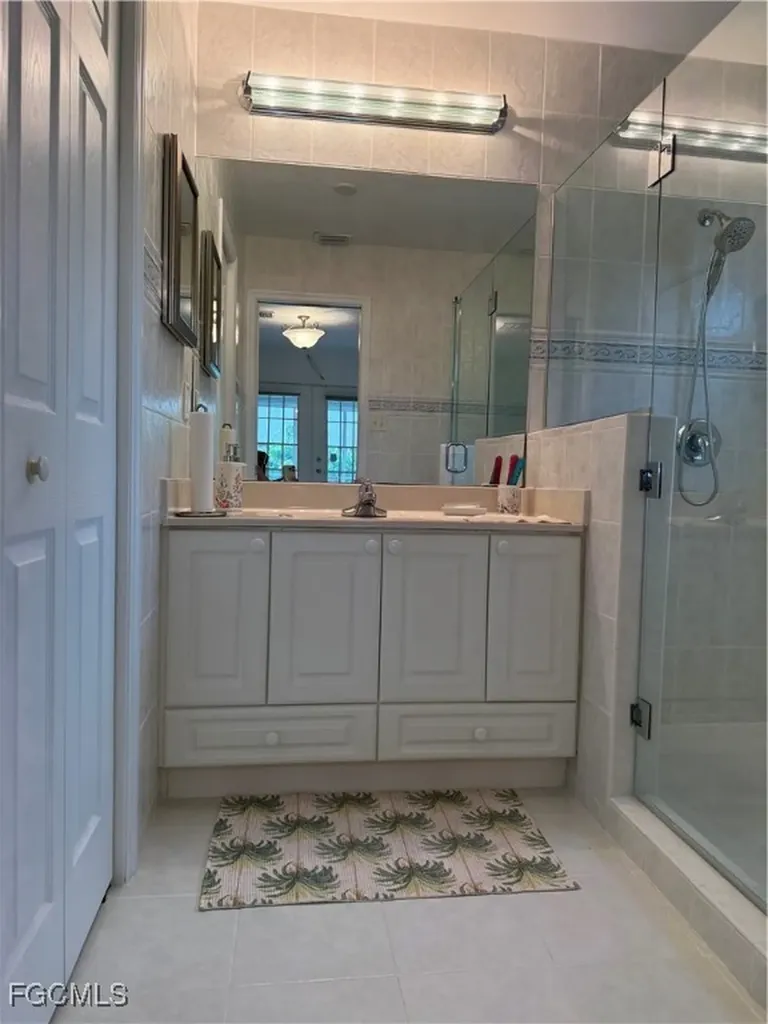 799 94th Avenue N Naples FL 34108