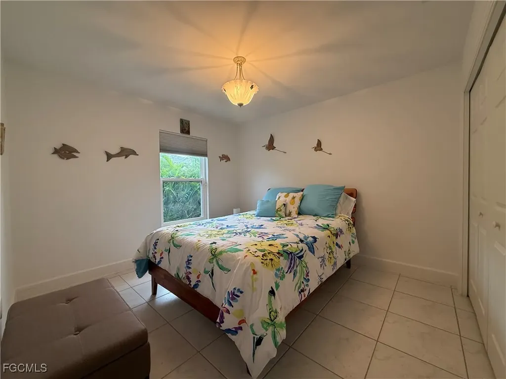 799 94th Avenue N Naples FL 34108