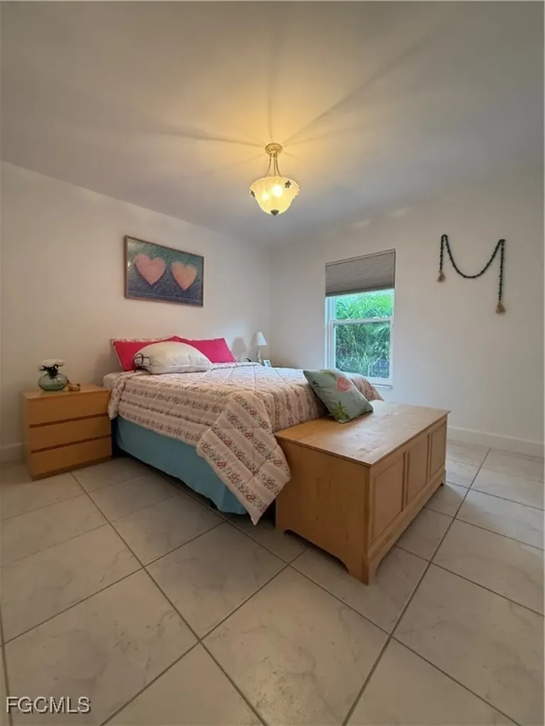 799 94th Avenue N Naples FL 34108