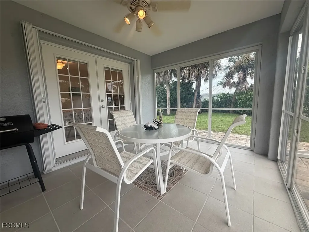 799 94th Avenue N Naples FL 34108