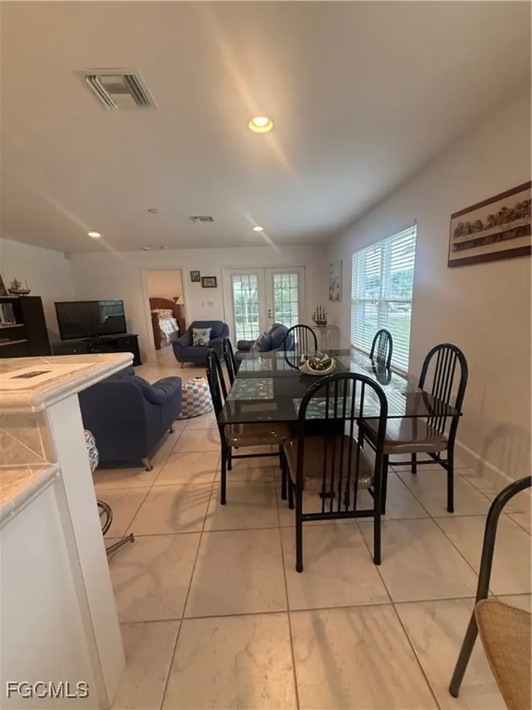 799 94th Avenue N Naples FL 34108