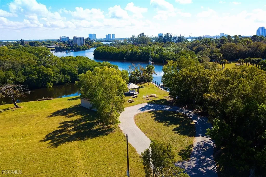 12740 Seaside Key Court North Fort Myers FL 33903