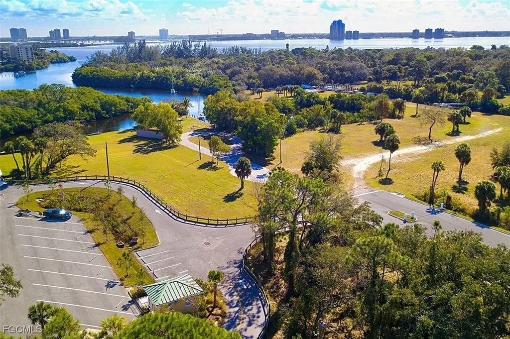 12740 Seaside Key Court North Fort Myers FL 33903