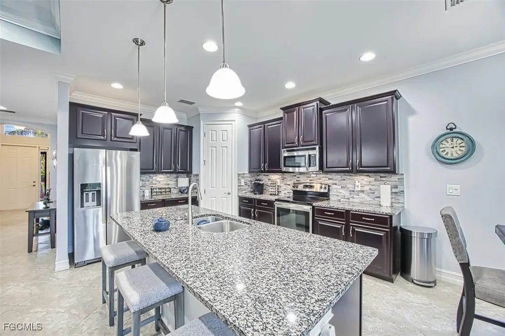 12740 Seaside Key Court North Fort Myers FL 33903