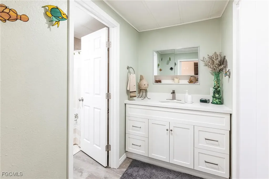 5701 Captain John Smith Loop North Fort Myers FL 33917