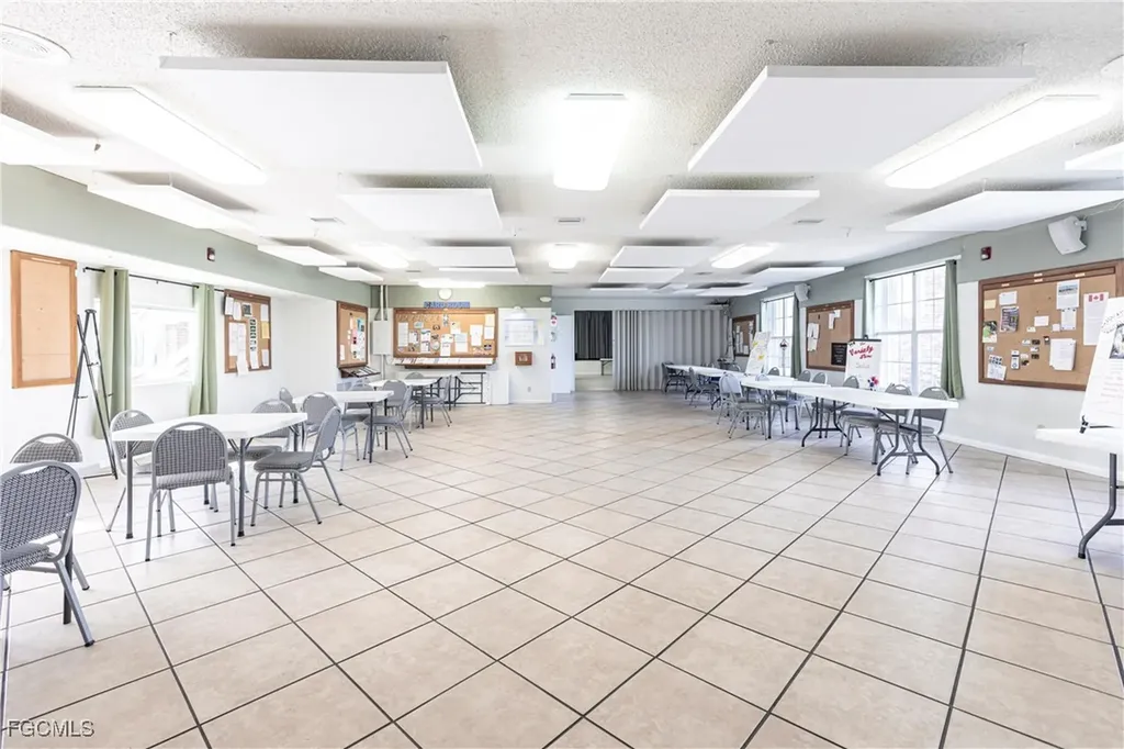 5701 Captain John Smith Loop North Fort Myers FL 33917