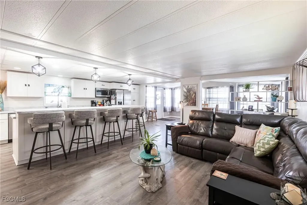 5701 Captain John Smith Loop North Fort Myers FL 33917