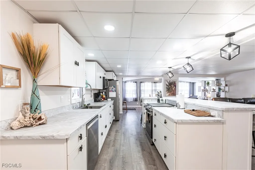 5701 Captain John Smith Loop North Fort Myers FL 33917