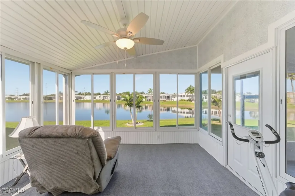 276 Lakeside Drive North Fort Myers FL 33903