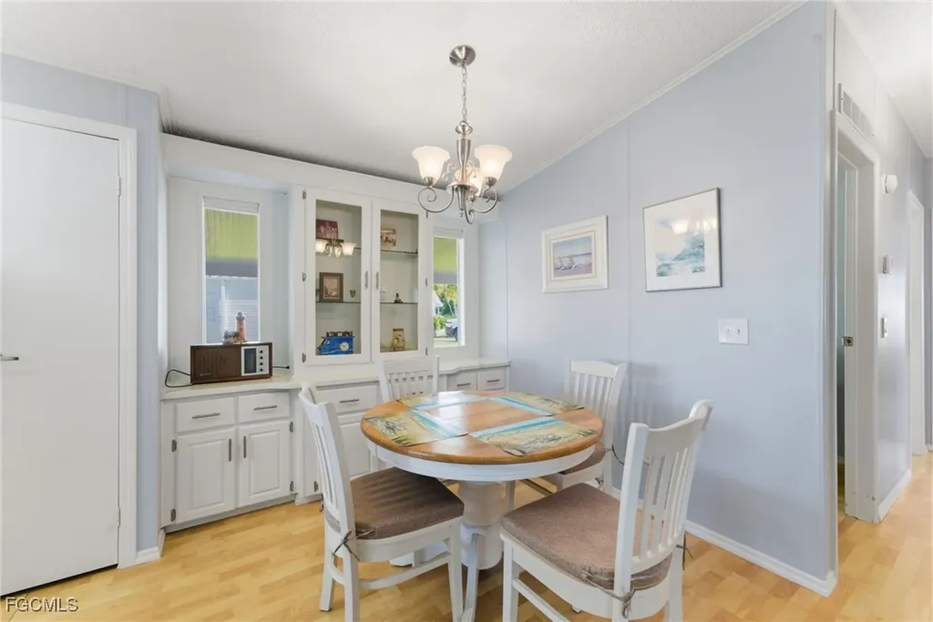 276 Lakeside Drive North Fort Myers FL 33903