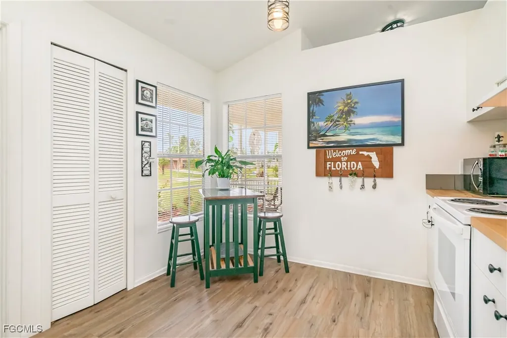 2133 SW 5th Avenue Cape Coral FL 33991