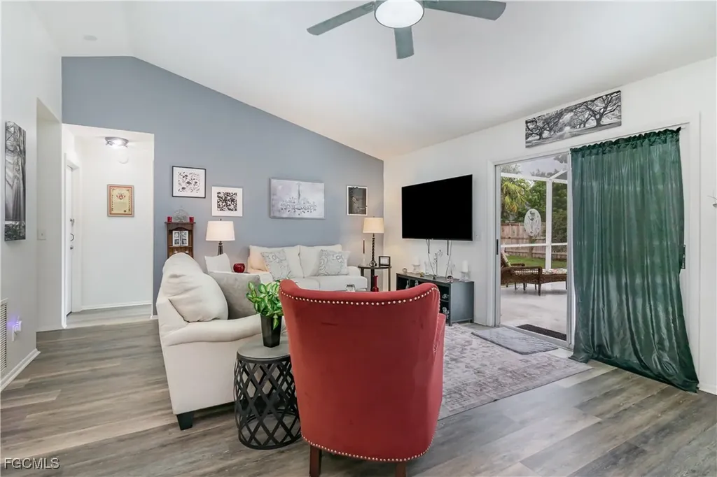 2133 SW 5th Avenue Cape Coral FL 33991