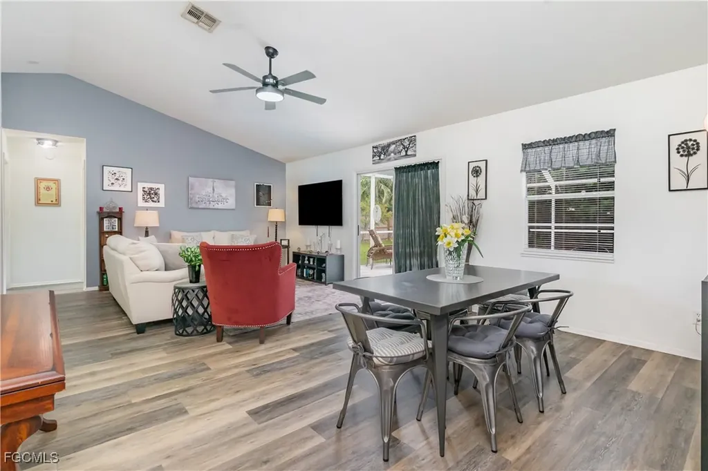 2133 SW 5th Avenue Cape Coral FL 33991