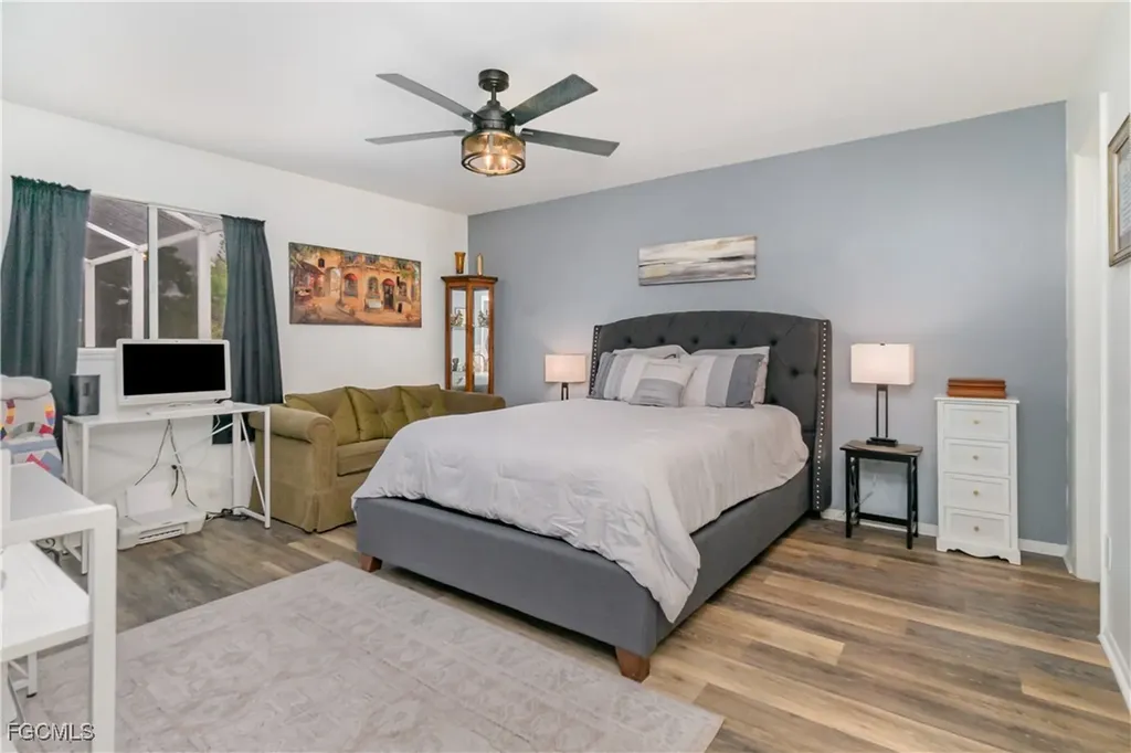 2133 SW 5th Avenue Cape Coral FL 33991