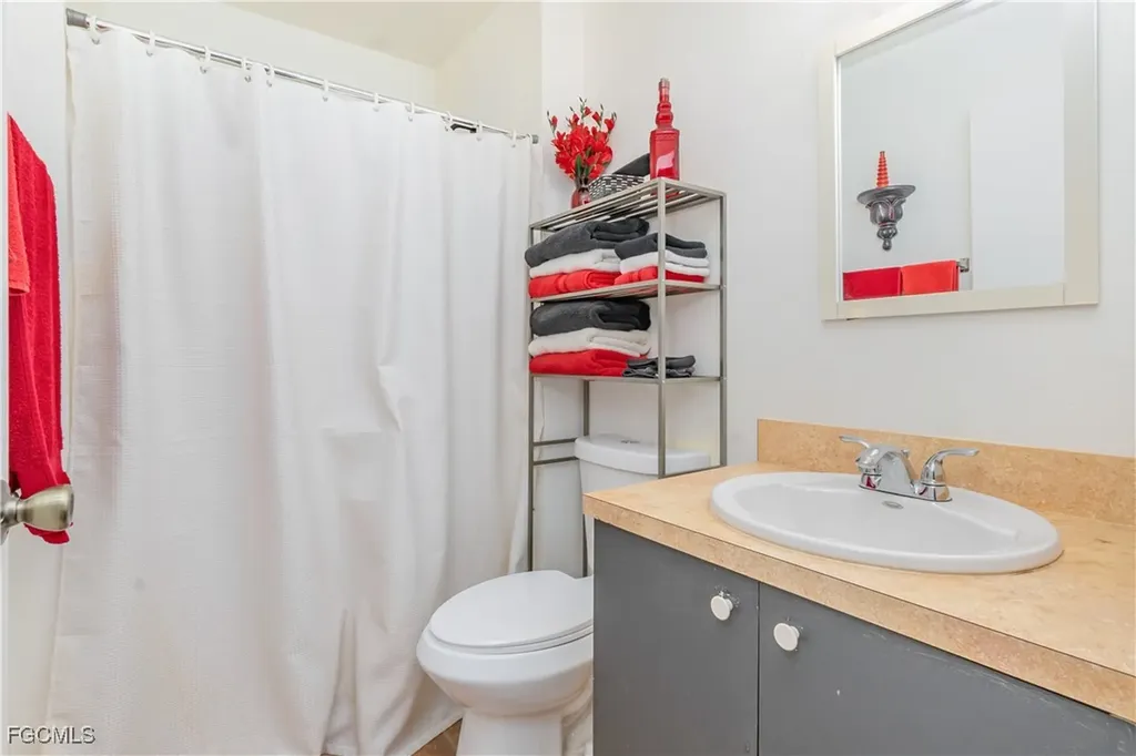 2133 SW 5th Avenue Cape Coral FL 33991