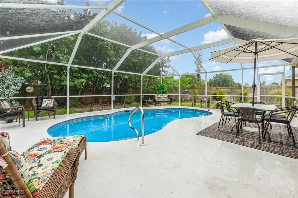 2133 SW 5th Avenue Cape Coral FL 33991