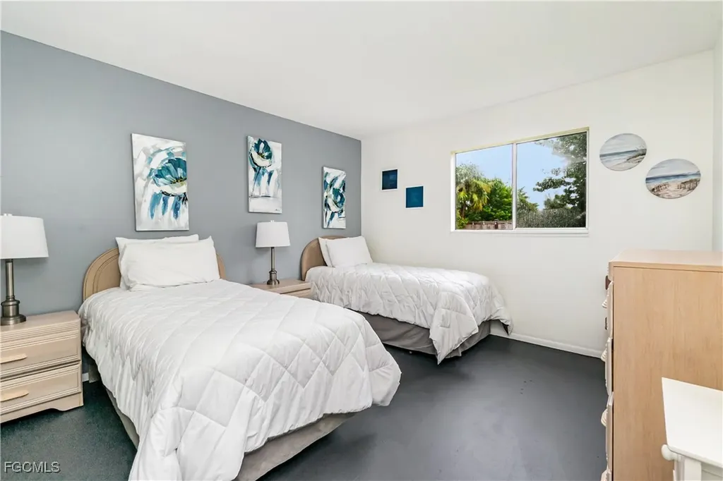 2133 SW 5th Avenue Cape Coral FL 33991