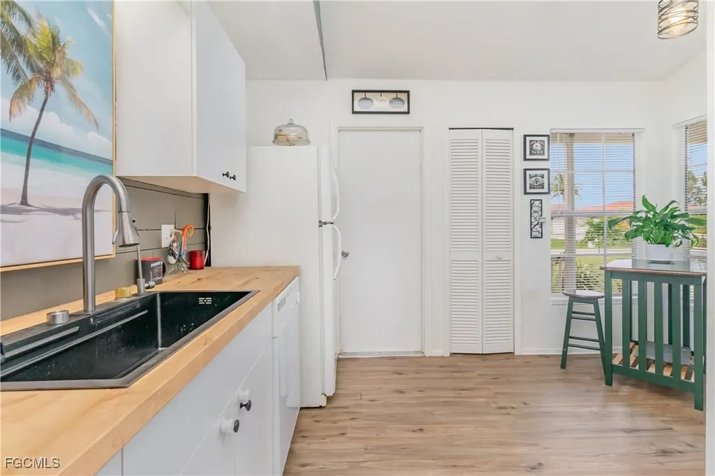 2133 SW 5th Avenue Cape Coral FL 33991